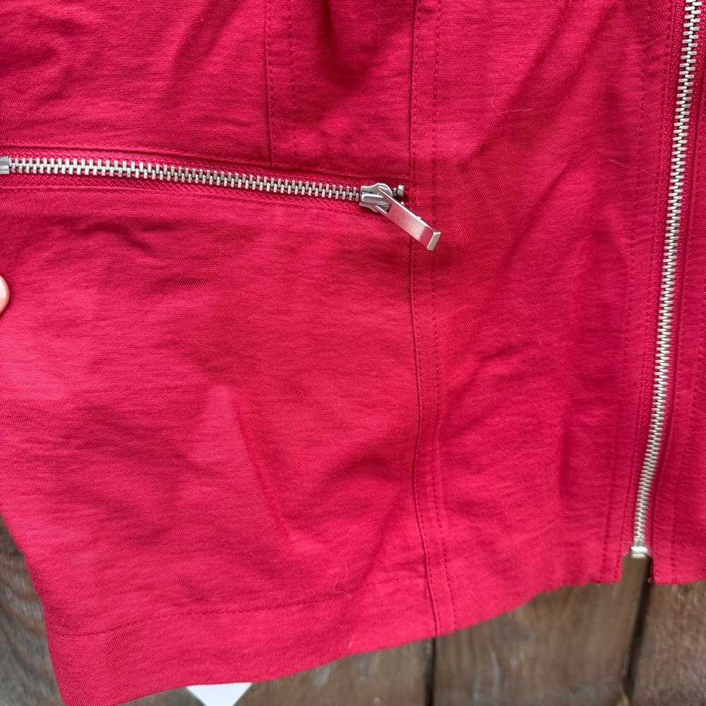 Chico's Women’s Red Lightweight Full Zip Fitted Blazer Jacket Size 1 Medium - Picture 5 of 11